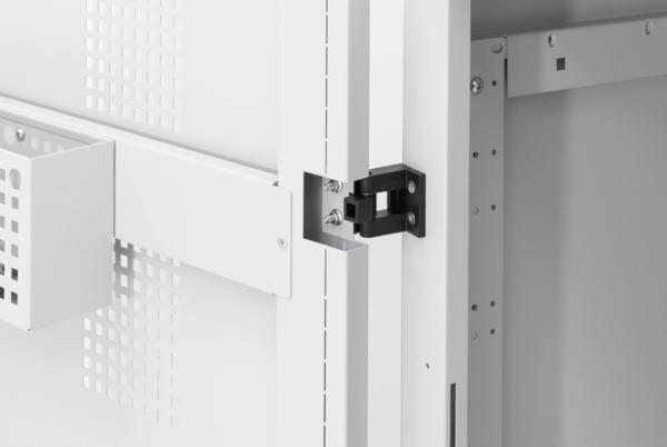 Golfschrank mit RAL 7035